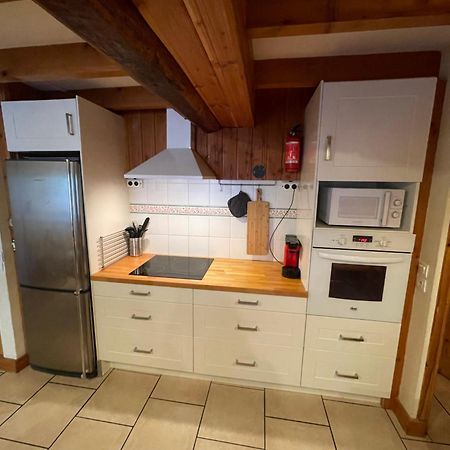 Le Chal Heureux Bel Appartement Dans Vieille Ferme De Montagne Renovee Les Orres Exterior foto